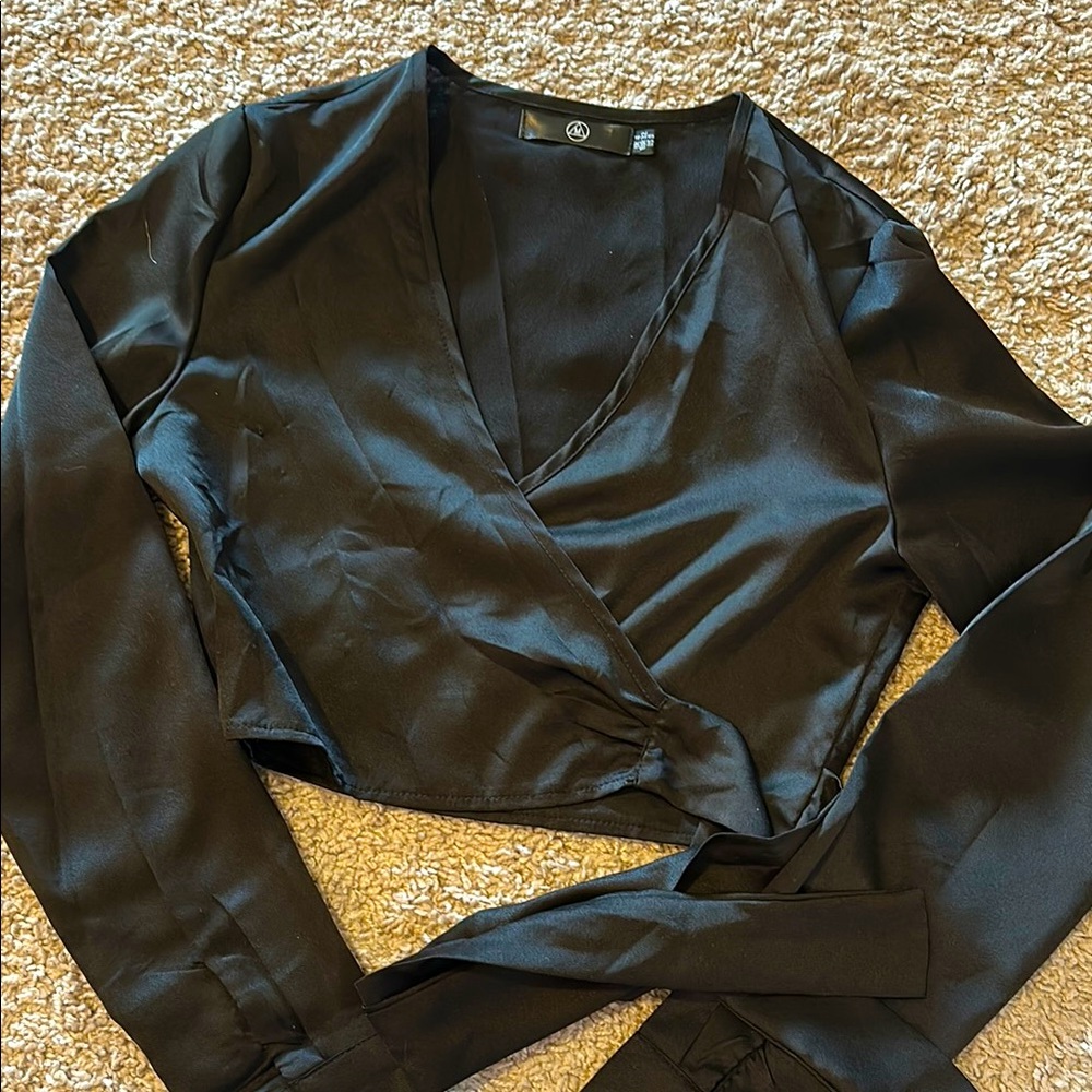 Missguided Cropped Santin Wrap Top